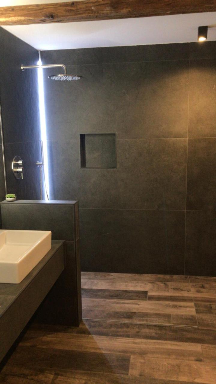 Antonya Apartments เชนนา ภายนอก รูปภาพ