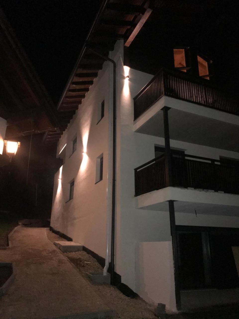 Antonya Apartments เชนนา ภายนอก รูปภาพ