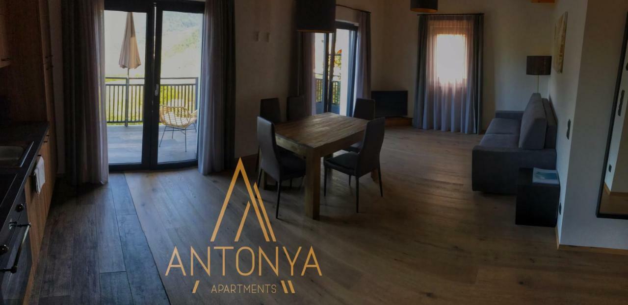 Antonya Apartments เชนนา ภายนอก รูปภาพ